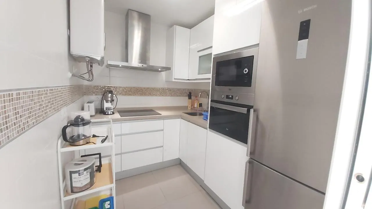 Del Parque Flats Meseta Swimmingpool Apartment Torremolinos Spain