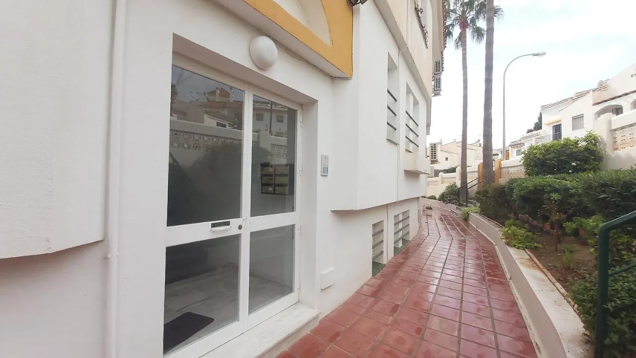 Del Parque Flats Meseta Swimmingpool Apartment Torremolinos