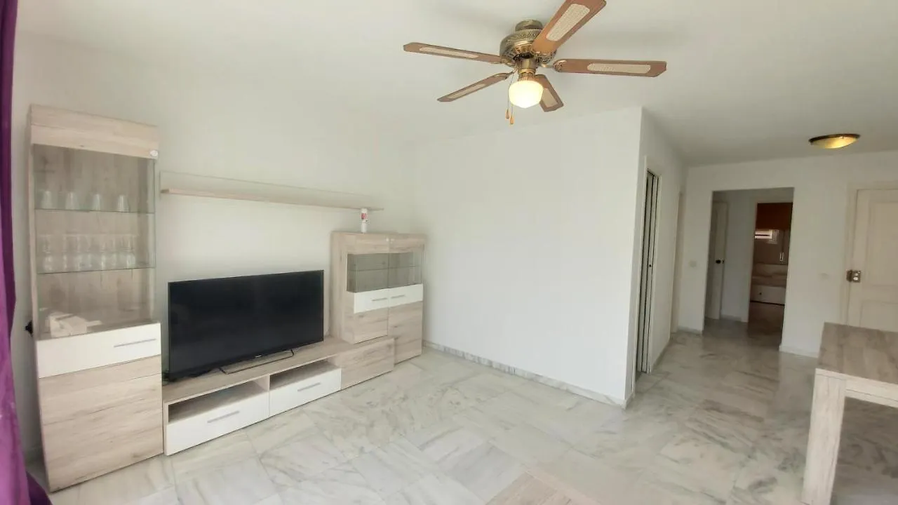 Del Parque Flats Meseta Swimmingpool Apartment Torremolinos
